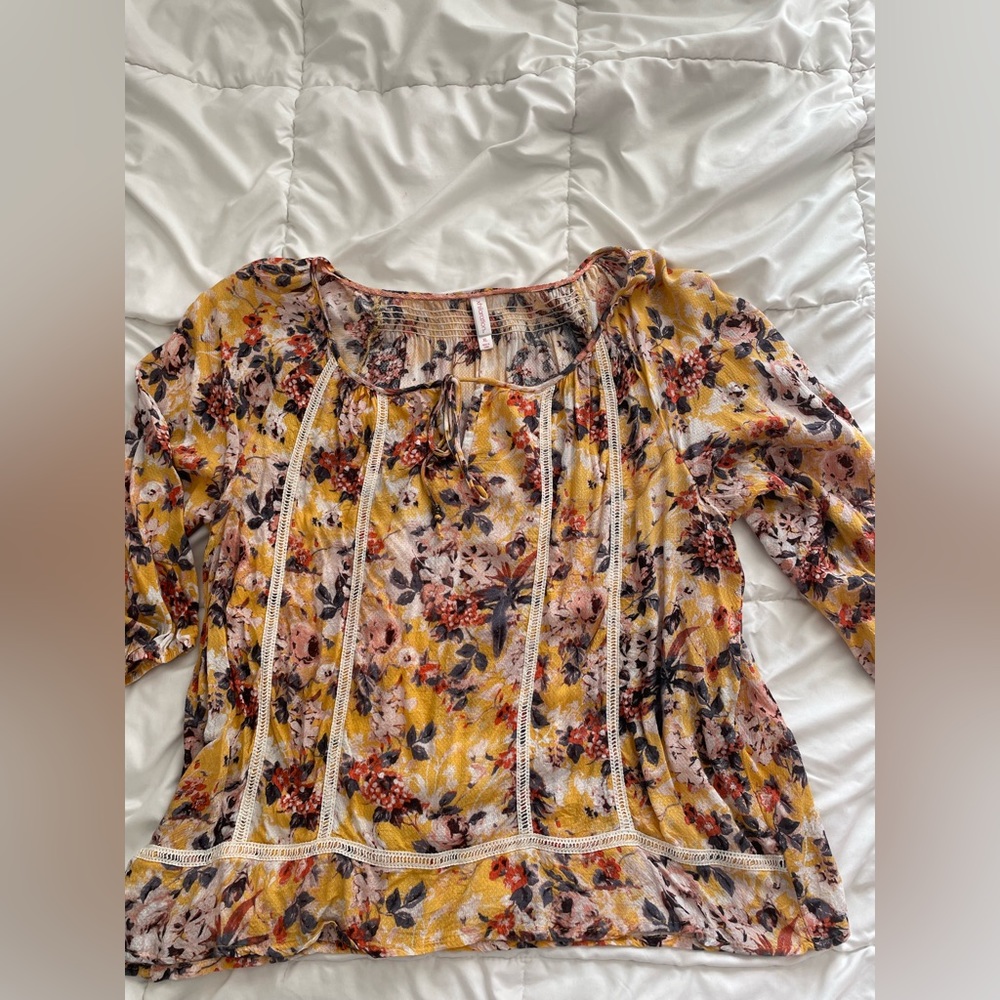 Xhilaration Tassel Tie Floral Blouse